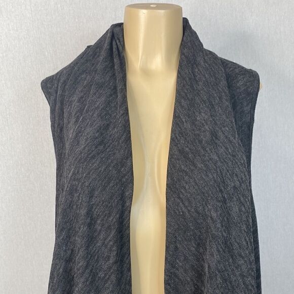 Women’s In Love Sleeveless Cardigan. Dark Grey Slightly Heathered. Size 1X. - Picture 4 of 6